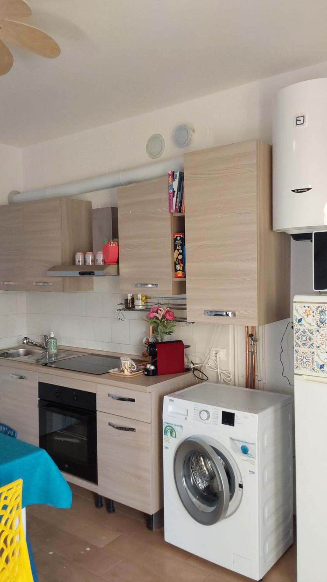 La Dolce Vita - Apartment With Shared Pool And Large Terrace Lido delle Nazioni Εξωτερικό φωτογραφία